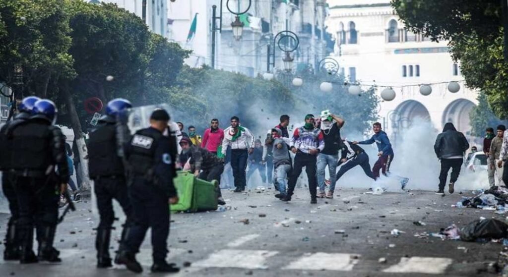hirak_police
